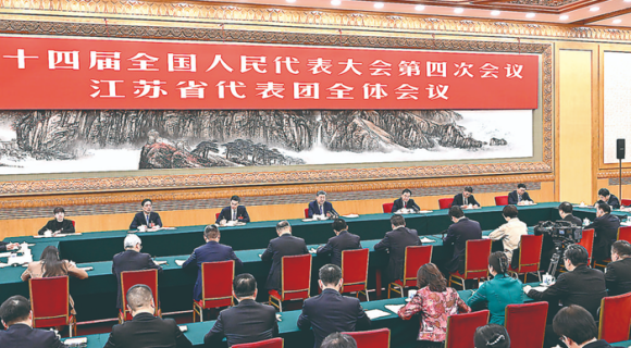 习近平在参加江苏代表团审议时强调 经济大省要在研究新情况解决新问题上下功夫出经验