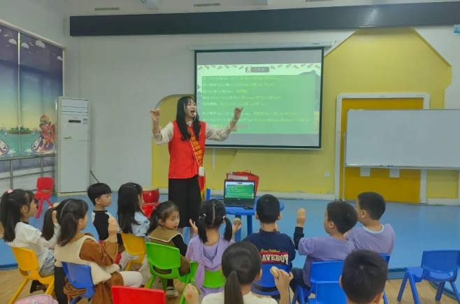 【晋江市少儿图书馆】11月“悦读风尚我引领 移风易俗倡文明”晋江市巾帼志愿服务活动