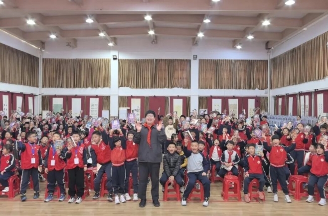 晋江市新华书店十二月活动回顾丨“仓鼠科学思维课”人工智能主题讲座活动——华泰实验小学