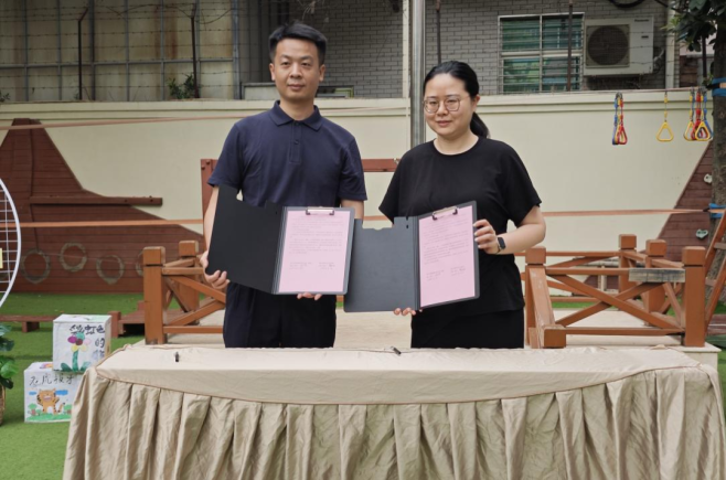 书香润童心 阅读伴成长——晋江市新华书店与陈埭镇溪边幼儿园共建“书香校园”