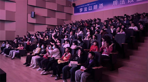 “晋阅读 工力量”点亮亲子时光，非遗体验传承文化根脉