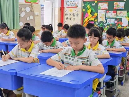 【墨香五小】书法润童心，墨香飘校园——晋江市第五实验小学举行2025年春季学生全员书法测评活动