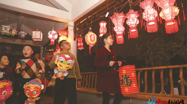 安海：璀璨灯火耀古镇 多彩民俗闹元宵